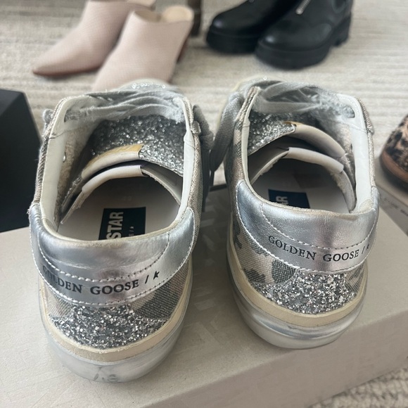 Golden Goose camouflage Sneakers with Distressed Appearance and Metallic Accents - Picture 5 of 6